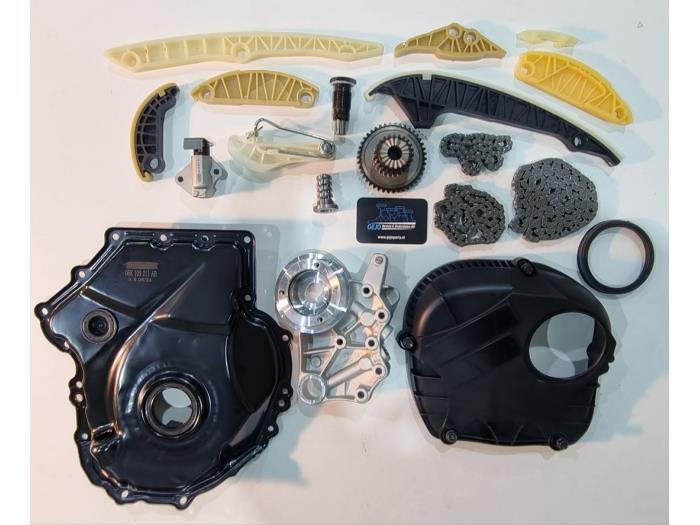 Engine from a Audi A4 Avant (B8) 1.8 TFSI 16V Quattro 2010
