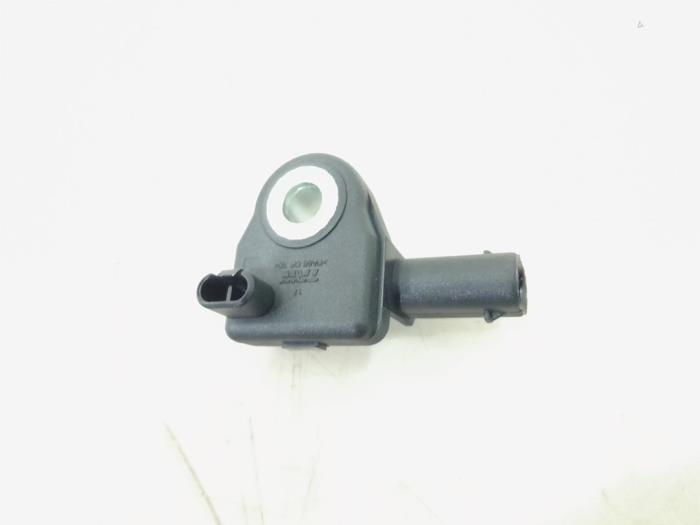 Begagnade Airbagsensor BMW 2 serie Active Tourer (F45) 218i 1.5 TwinPower Turbo 12V Pris € 19,00 Marginaltabell erbjuds av GEJO Revisie & Onderdelen BV