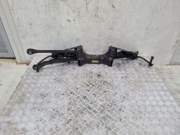 Begagnade Underram BMW 2 serie Active Tourer (F45) 218i 1.5 TwinPower Turbo 12V Pris € 28,00 Marginaltabell erbjuds av GEJO Revisie & Onderdelen BV