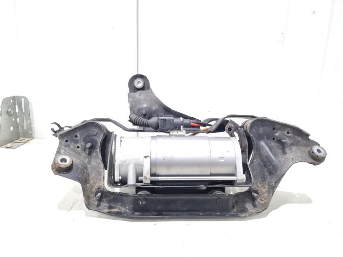 Begagnade Luftpump (fjädring) Audi A7 Sportback (4GA/4GF) 3.0 V6 24V TFSI Quattro Pris € 399,00 Marginaltabell erbjuds av GEJO Revisie & Onderdelen BV
