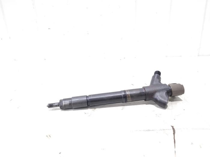 Usagé Injecteurs Toyota Avensis Wagon (T27) 2.0 16V D-4D-F Prix € 200,00 Règlement à la marge proposé par GEJO Revisie & Onderdelen BV