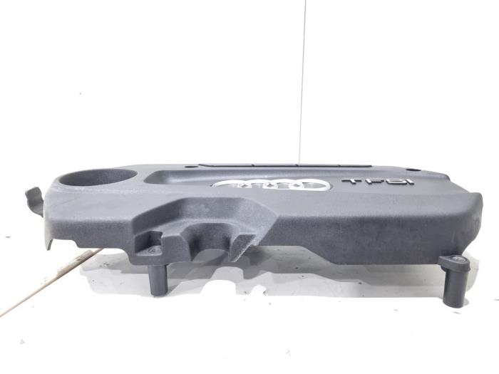 Abdeckblech Motor van een Audi A1 (8X1/8XK) 1.4 TFSI 16V 122 2011