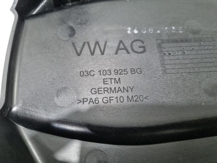 Abdeckblech Motor van een Audi A1 (8X1/8XK) 1.4 TFSI 16V 122 2011