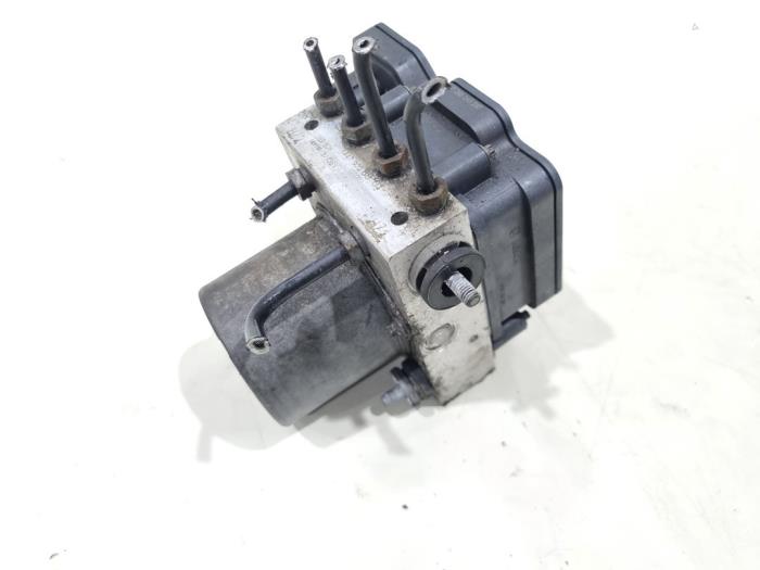 Begagnade ABS-pump Mercedes Vito (447.6) 1.6 111 CDI 16V Pris € 160,00 Marginaltabell erbjuds av GEJO Revisie & Onderdelen BV