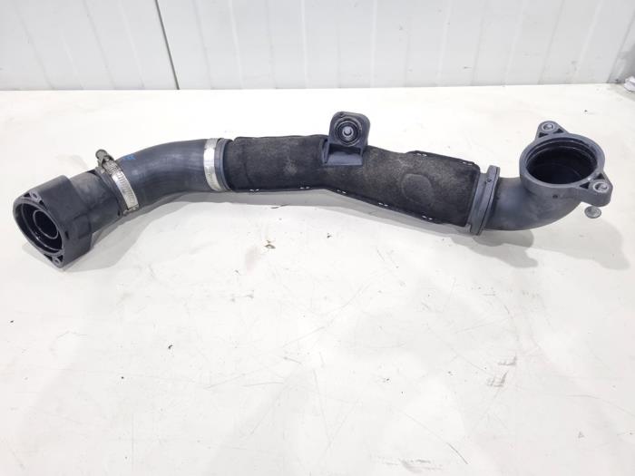 Gebrauchte Intercooler Rohr Audi Q3 (8UB/8UG) 2.0 TDI 16V 150 Quattro Preis € 23,00 Margenregelung angeboten von GEJO Revisie & Onderdelen BV