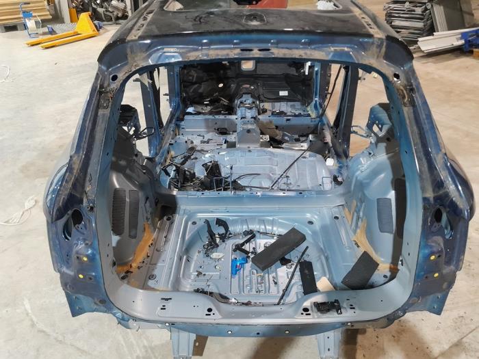 Używane Element karoserii tylny Lynk &amp; Co 01 1.5 PHEV Cena € 250,00 Procedura marży oferowane przez GEJO Revisie & Onderdelen BV