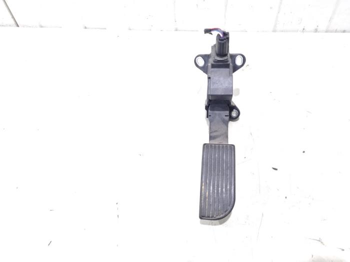 Używane Pedal gazu Toyota Aygo (B40) 1.0 12V VVT-i Cena € 9,00 Procedura marży oferowane przez GEJO Revisie & Onderdelen BV