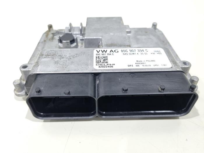 Used Engine management computer Volkswagen Golf VIII (CD1) 1.0 eTSI 12V Price € 138,00 Margin scheme offered by GEJO Revisie & Onderdelen BV