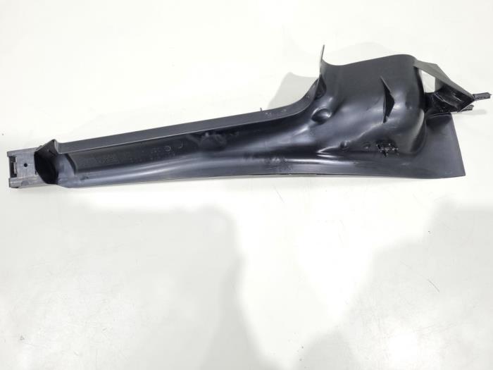 Usagé Divers Volkswagen Golf VIII (CD1) 1.0 eTSI 12V Prix € 14,00 Règlement à la marge proposé par GEJO Revisie & Onderdelen BV