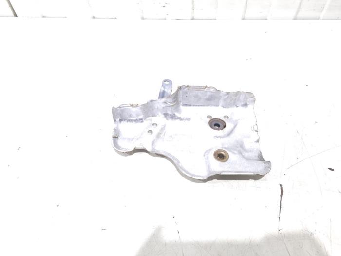 Begagnade Värmesköld Volkswagen Golf VIII (CD1) 1.0 eTSI 12V Pris € 19,00 Marginaltabell erbjuds av GEJO Revisie & Onderdelen BV