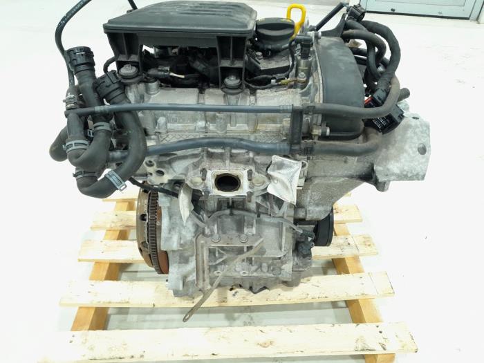 Motor van een Volkswagen Polo VI (AW1) 1.0 MPi 12V 2019