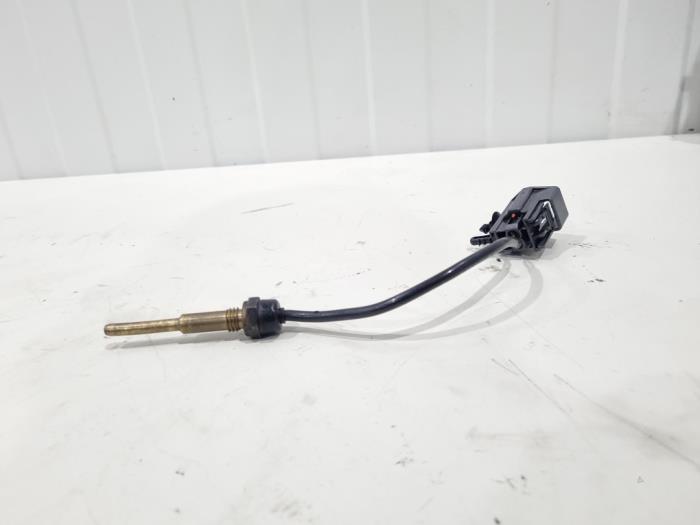 Temperatursensor Motor van een Jaguar F-Pace 2.0 D 180 16V AWD 2016
