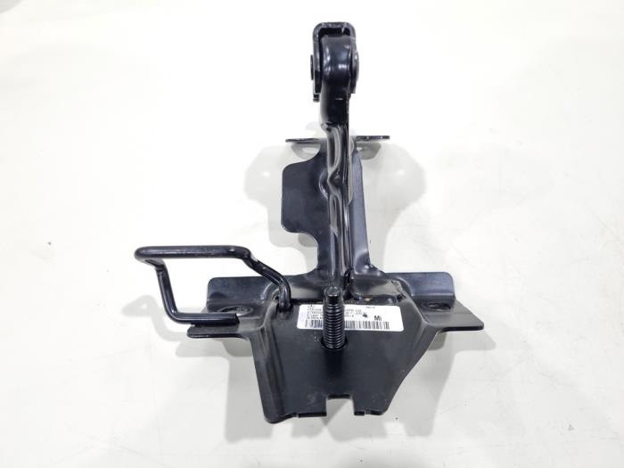 Gebrauchte Sitzrahmen Mercedes CLA (117.3) 2.0 CLA-250 Turbo 16V 4-Matic Preis € 19,00 Margenregelung angeboten von GEJO Revisie & Onderdelen BV
