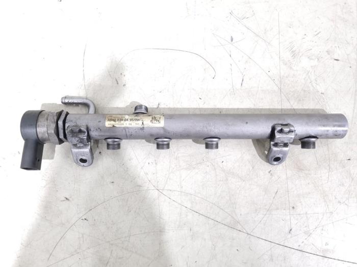 Gebrauchte Kraftstoffverteiler Mercedes ML II (164/4JG) 3.0 ML-280 CDI 4-Matic V6 24V Preis € 98,00 Margenregelung angeboten von GEJO Revisie & Onderdelen BV