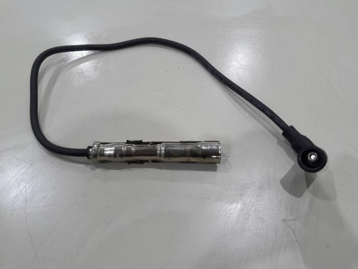 Usagé Bobine Audi A1 Sportback (8XA/8XF) 1.2 TFSI Prix € 5,00 Règlement à la marge proposé par GEJO Revisie & Onderdelen BV