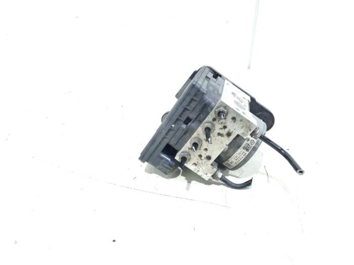 Used ABS pump Volkswagen Golf VII (AUA) 1.2 TSI 16V Price € 70,00 Margin scheme offered by GEJO Revisie & Onderdelen BV
