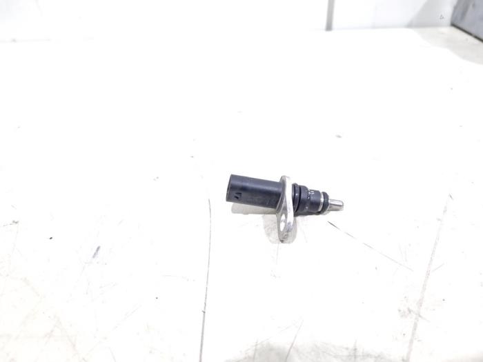 Begagnade Utetemperatursensor Audi e-tron (GEN) 55 quattro Pris € 4,00 Marginaltabell erbjuds av GEJO Revisie & Onderdelen BV