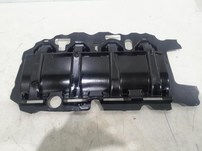 Usagé Couvercle carter Volkswagen Golf VII (AUA) 1.2 TSI 16V Prix € 14,00 Règlement à la marge proposé par GEJO Revisie & Onderdelen BV