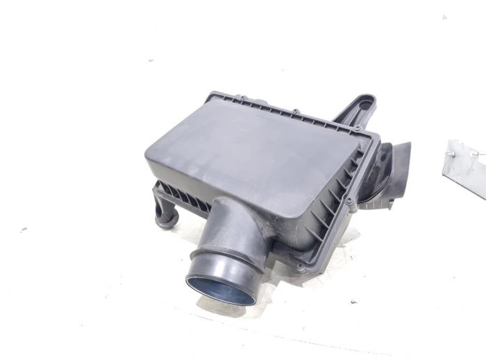 Begagnade Luftfilterhus Lynk &amp; Co 01 1.5 PHEV Pris € 79,95 Marginaltabell erbjuds av GEJO Revisie & Onderdelen BV