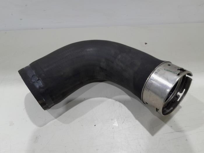 Gebrauchte Intercooler Schlauch Lynk &amp; Co 01 1.5 PHEV Preis € 34,00 Margenregelung angeboten von GEJO Revisie & Onderdelen BV