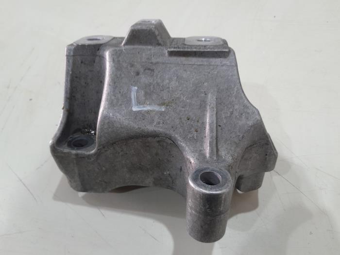 Used Engine mount Audi A1 Sportback (GBA) 1.0 30 TFSI 12V Price € 19,00 Margin scheme offered by GEJO Revisie & Onderdelen BV