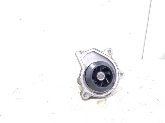 Begagnade Vattenpump Volkswagen Polo V (6R) 1.2 12V BlueMotion Technology Pris € 16,00 Marginaltabell erbjuds av GEJO Revisie & Onderdelen BV