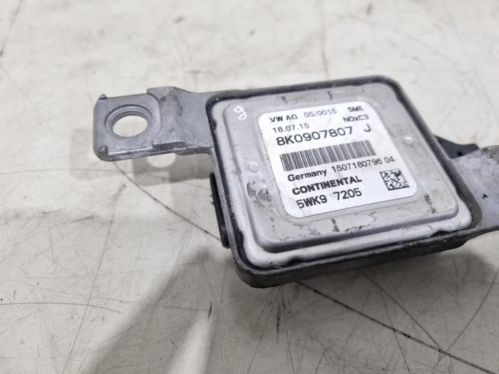 Nox Sensor van een Audi A6 Avant (C7) 2.0 TDI 16V 2015