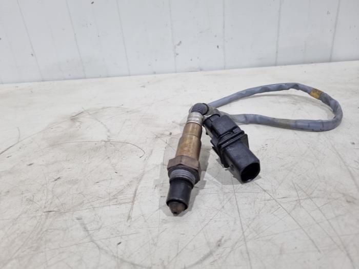 Lambda probe from a Audi A6 Avant (C7) 2.0 TDI 16V 2015