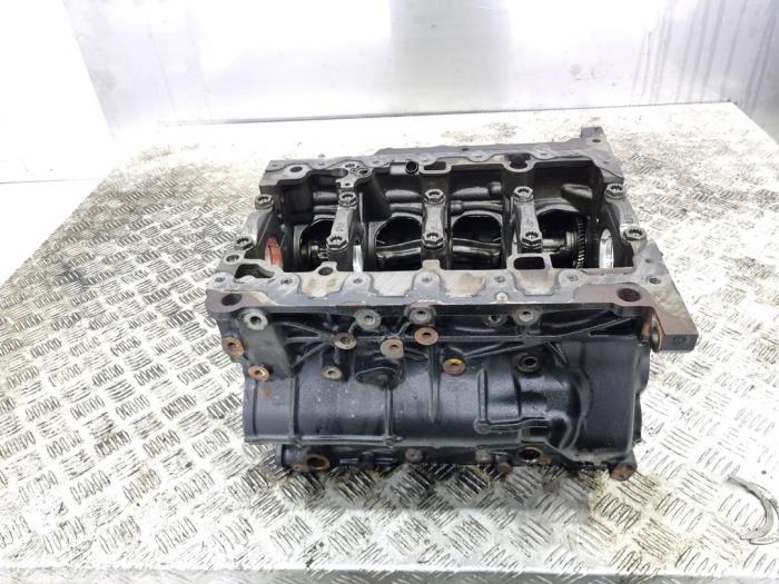 Used Engine crankcase Audi A6 Avant (C7) 2.0 TDI 16V Price € 300,00 Margin scheme offered by GEJO Revisie & Onderdelen BV
