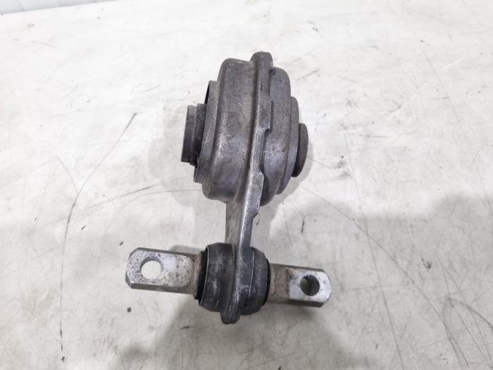 Gebrauchte Motorlager Mercedes A (177.0) 2.0 A-220 Turbo 16V Preis € 9,00 Margenregelung angeboten von GEJO Revisie & Onderdelen BV