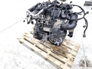 Motor van een Jaguar XE 2.0d 180 16V AWD 2016