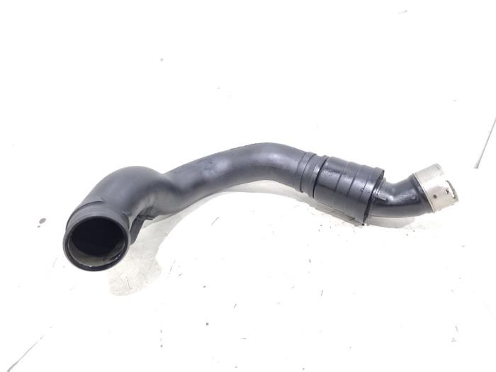 Gebrauchte Intercooler Rohr Jaguar XE 2.0d 180 16V AWD Preis € 45,00 Margenregelung angeboten von GEJO Revisie & Onderdelen BV