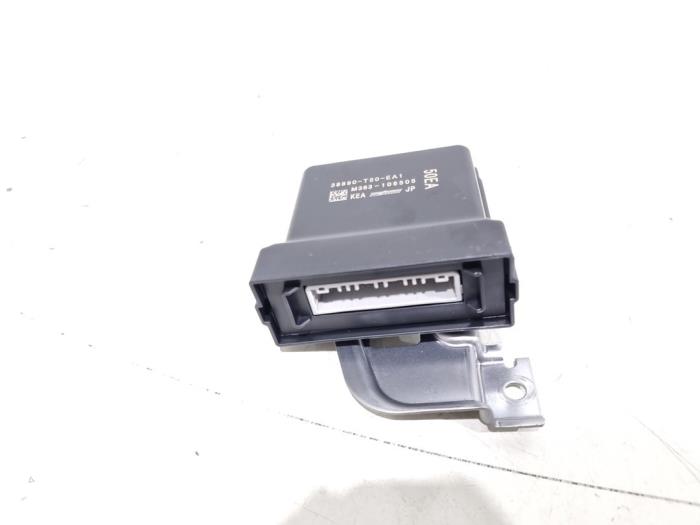 Używane Modul gateway Honda Civic (FL) 2.0 e:HEV Cena € 49,00 Procedura marży oferowane przez GEJO Revisie & Onderdelen BV