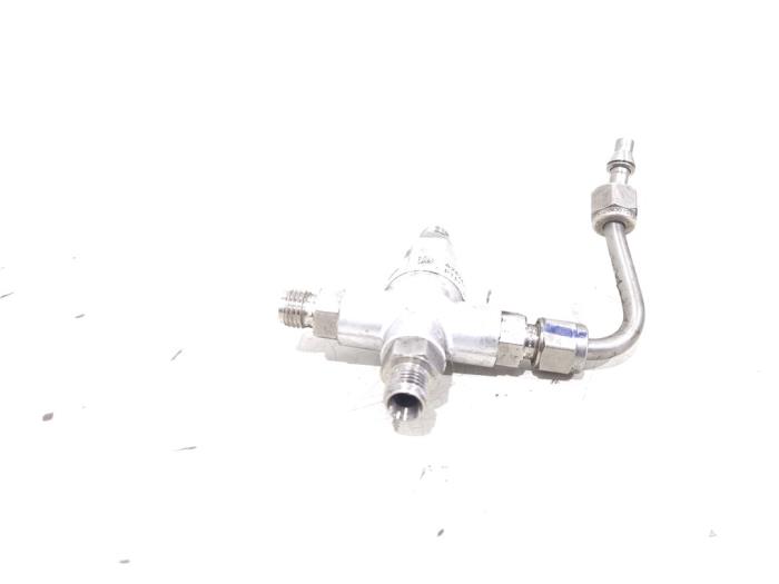 Gebrauchte Sonstige Mercedes B (W246/W242) 2.0 B-200 NGD 16V Preis € 25,00 Margenregelung angeboten von GEJO Revisie & Onderdelen BV