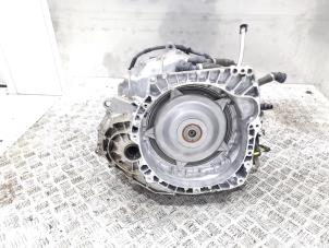 Getriebe van een Mercedes-Benz A (177.0) 1.3 A-200 Turbo 16V 2019