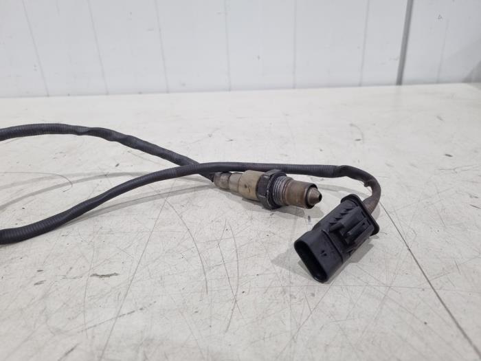 Lambda probe from a BMW 2 serie Active Tourer (F45) 216d 1.5 TwinPower Turbo 12V 2018