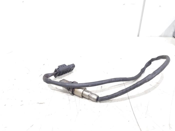 Lambda probe from a BMW 2 serie Active Tourer (F45) 216d 1.5 TwinPower Turbo 12V 2018