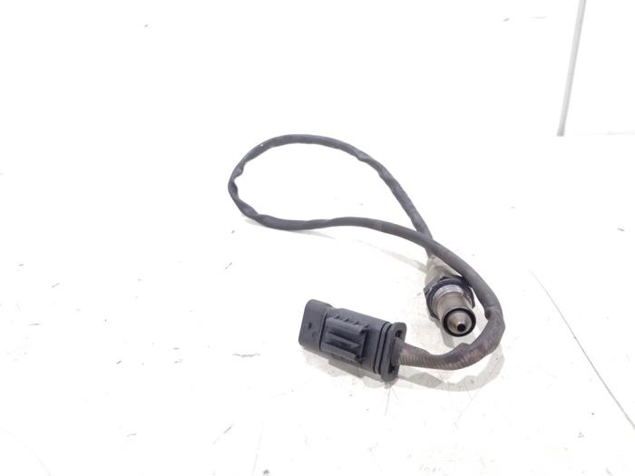 Lambda probe from a BMW 2 serie Active Tourer (F45) 216d 1.5 TwinPower Turbo 12V 2018