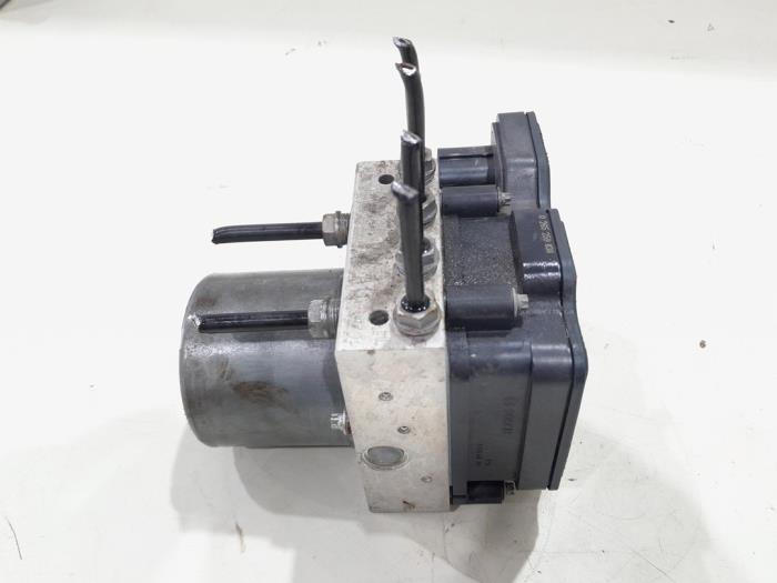 Begagnade ABS-pump Volkswagen Polo VI (AW1) 1.0 MPi 12V Pris € 14,00 Marginaltabell erbjuds av GEJO Revisie & Onderdelen BV
