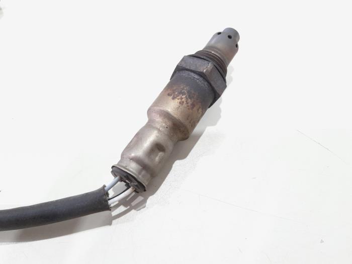 Lambda probe from a Volkswagen Polo VI (AW1) 1.0 MPi 12V 2019