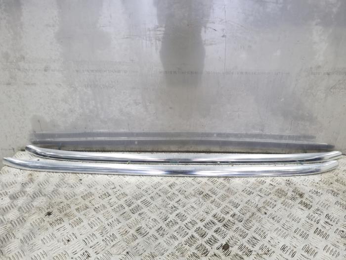 Gebrauchte Dachreling Set Audi A3 Sportback (8VA/8VF) 1.4 TFSI 16V e-tron Preis € 195,00 Margenregelung angeboten von GEJO Revisie & Onderdelen BV