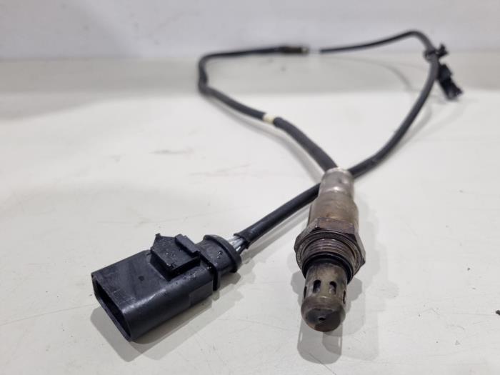 Lambda probe from a Audi A3 Sportback (8VA/8VF) 1.4 TFSI 16V e-tron 2015