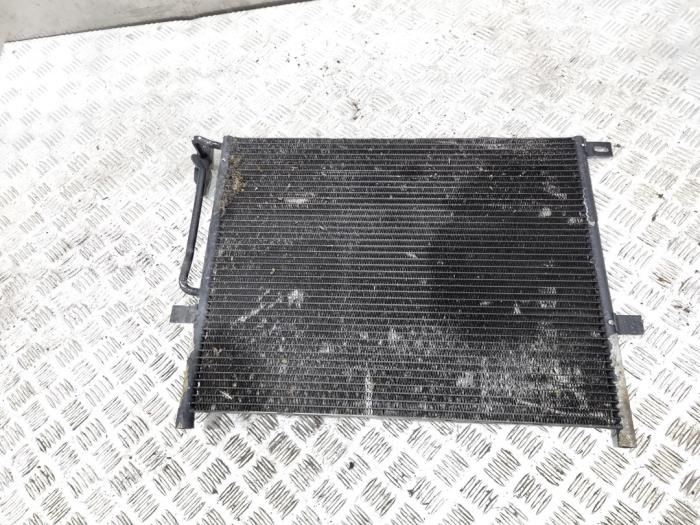 Klima Kondensor van een BMW 3 serie (E46/4) 316i 2000