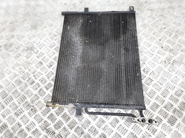 Klima Kondensor van een BMW 3 serie (E46/4) 316i 2000