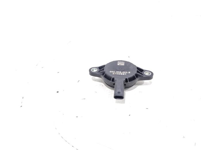 Begagnade Kamaxelsensor Volkswagen Golf VIII (CD1) 1.0 eTSI 12V Pris € 19,00 Marginaltabell erbjuds av GEJO Revisie & Onderdelen BV