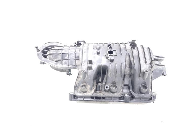 Begagnade Insugsrör Volkswagen Golf VIII (CD1) 1.0 eTSI 12V Pris € 89,00 Marginaltabell erbjuds av GEJO Revisie & Onderdelen BV
