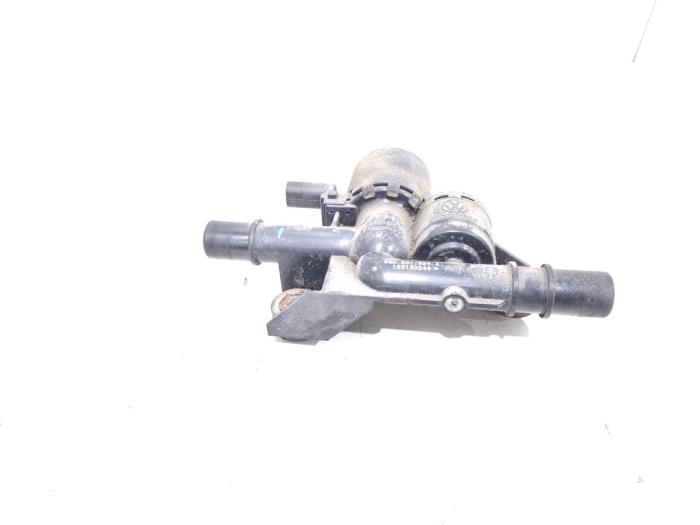 Begagnade Bränsletrycksregulator Audi A3 Sportback (8VA/8VF) 1.4 TFSI 16V e-tron Pris € 94,00 Marginaltabell erbjuds av GEJO Revisie & Onderdelen BV