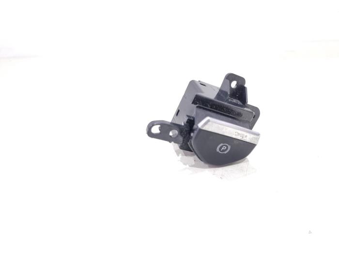 Gebrauchte Handbremse Schalter Lynk &amp; Co 01 1.5 PHEV Preis € 135,00 Margenregelung angeboten von GEJO Revisie & Onderdelen BV