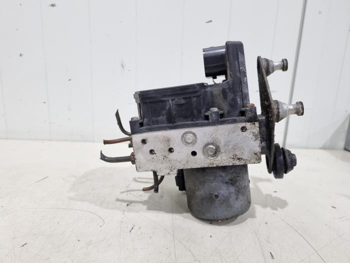 Begagnade ABS-pump Mercedes Vito (639.7) 2.2 109 CDI 16V Pris € 65,00 Marginaltabell erbjuds av GEJO Revisie & Onderdelen BV