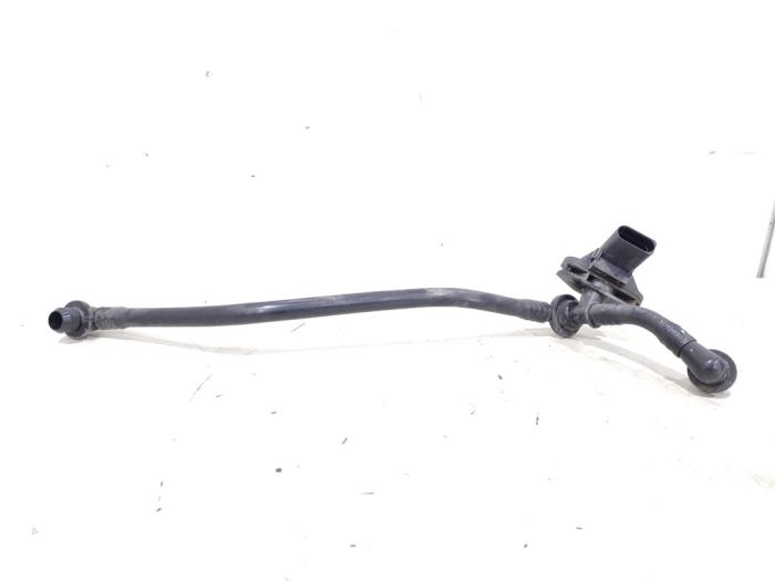 Usagé Conduit (divers) Audi A4 Avant (B8) 1.8 TFSI 16V Prix € 14,00 Règlement à la marge proposé par GEJO Revisie & Onderdelen BV